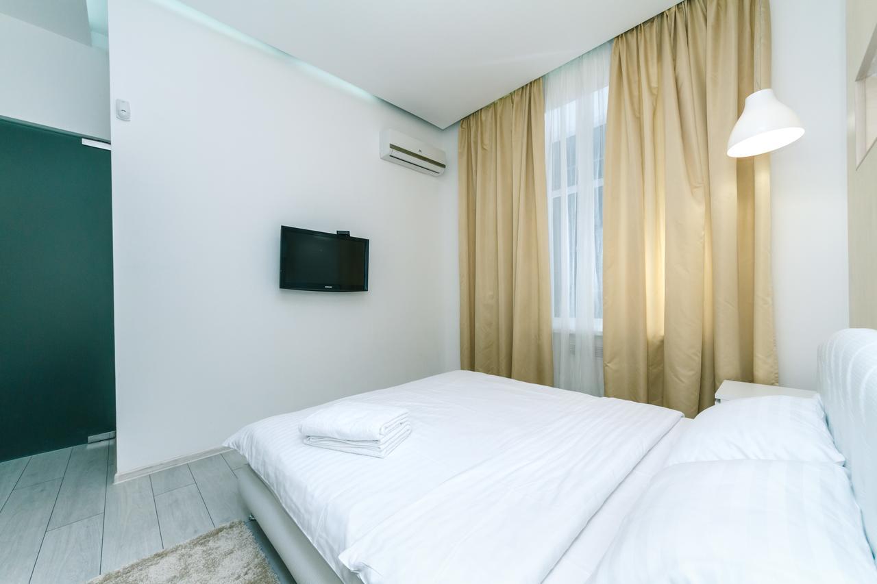 Kreschatik 21 With Terrace 2Br Kiev Dış mekan fotoğraf